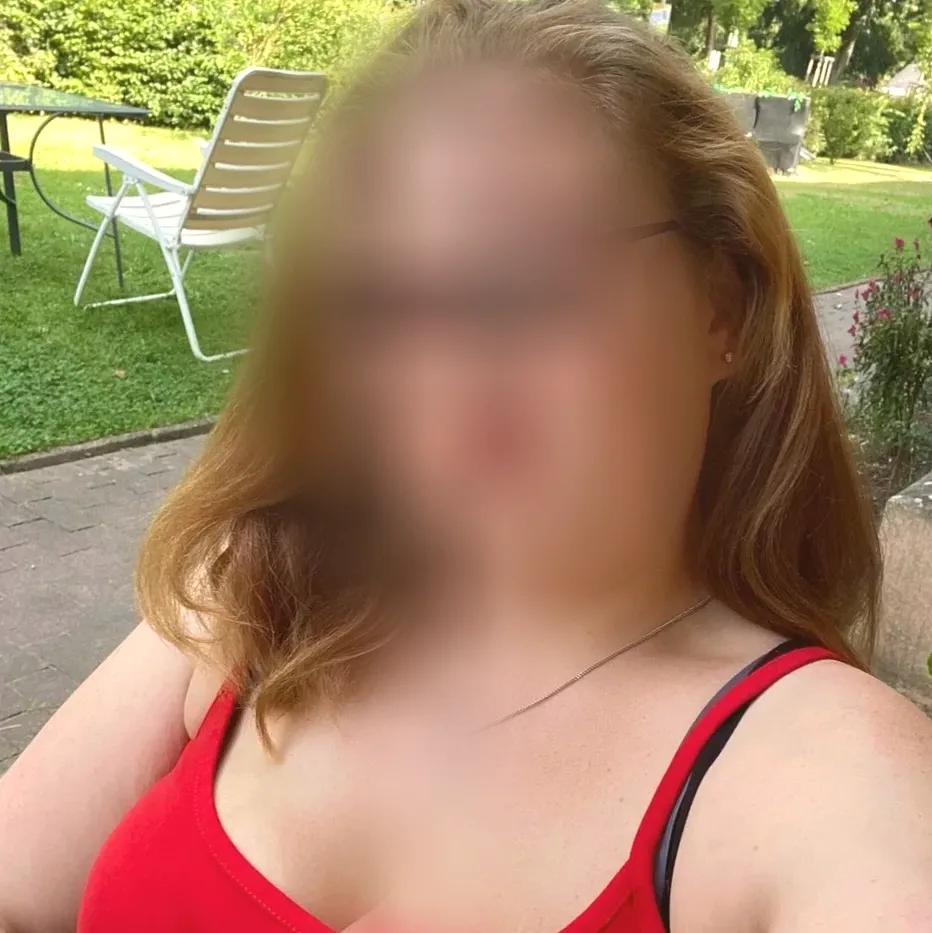 Lisa, 29