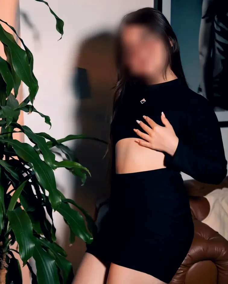 Miriam, 31
