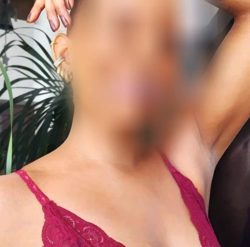 Romy, 24