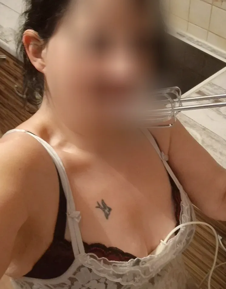 Thea, 36
